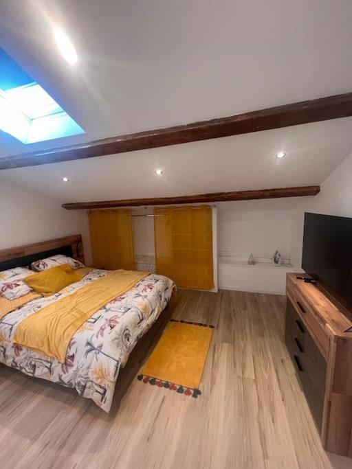 T2 Neuf Et Moderne Climatiser Avec Netflix Amazon Marseilles Buitenkant foto